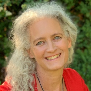 Speaker - Iris Zimmer